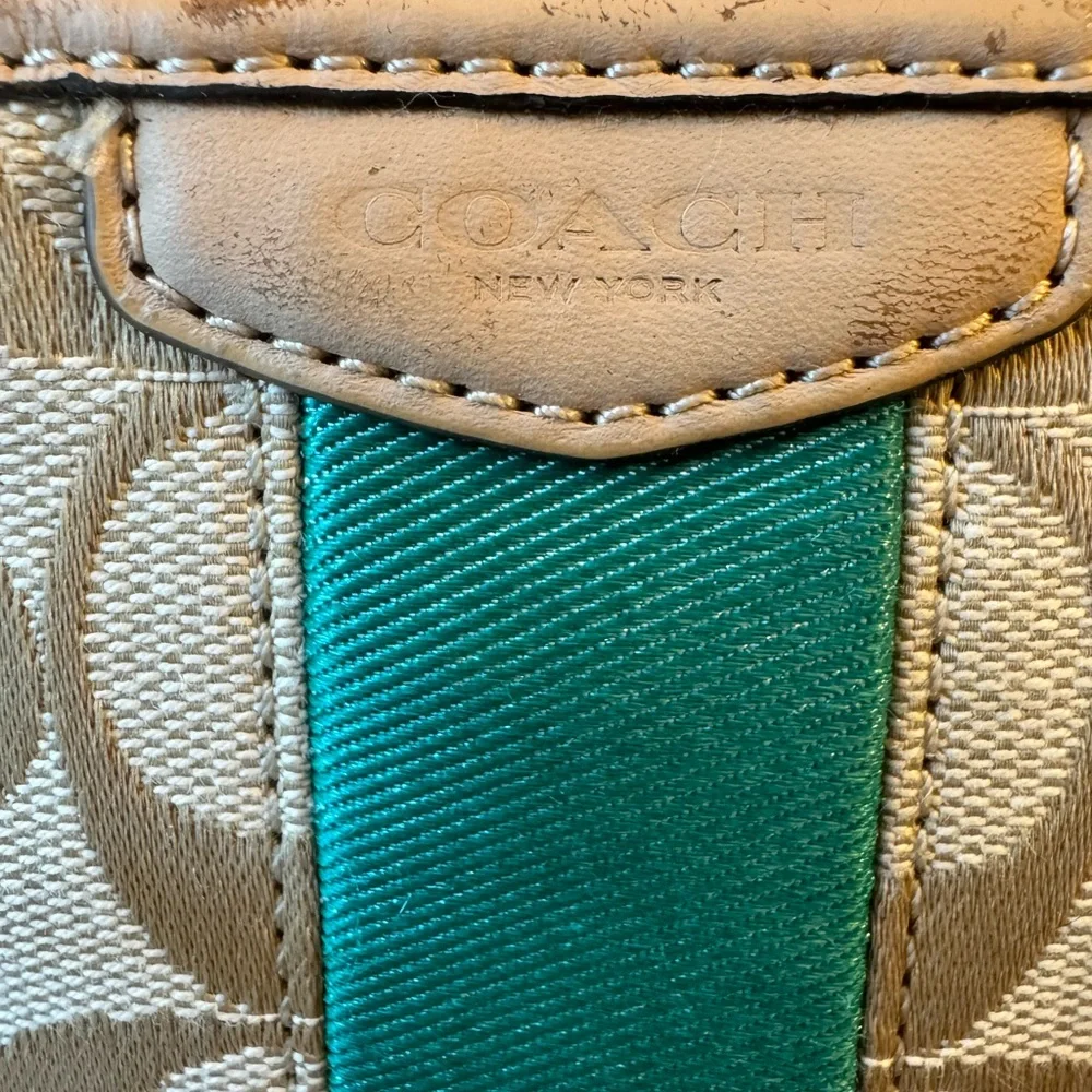 Coach Signature‎ Wristlet Aqua Coated Canvas 6x4” A